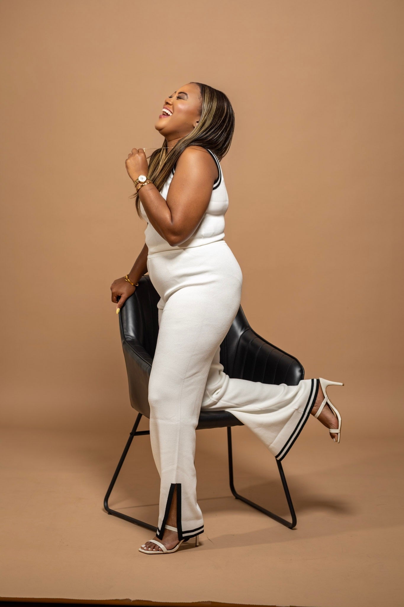 Parisian Trim Knit Set – Sleeveless Contrast Top & Pants (White/Black)