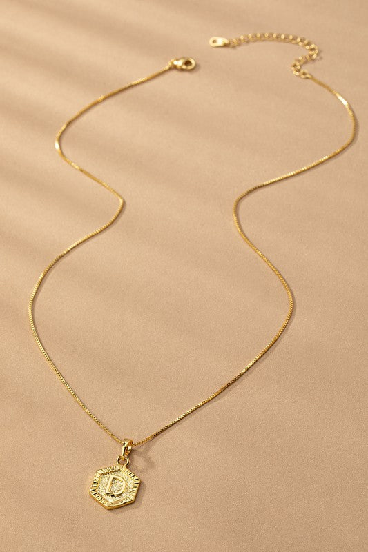 INTIAL GOLD NECKLACE