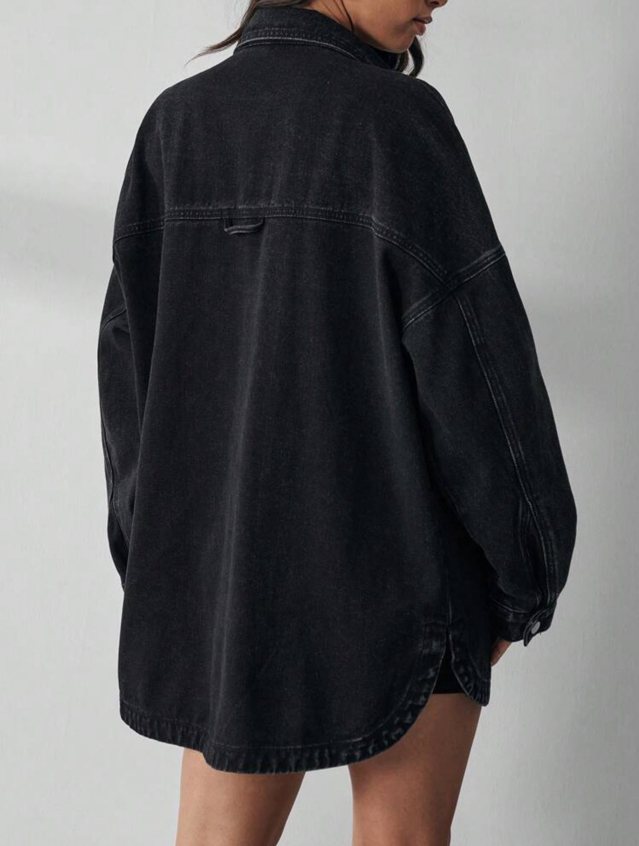 BLACK OVERSIZE WASHED DENIM JACKET
