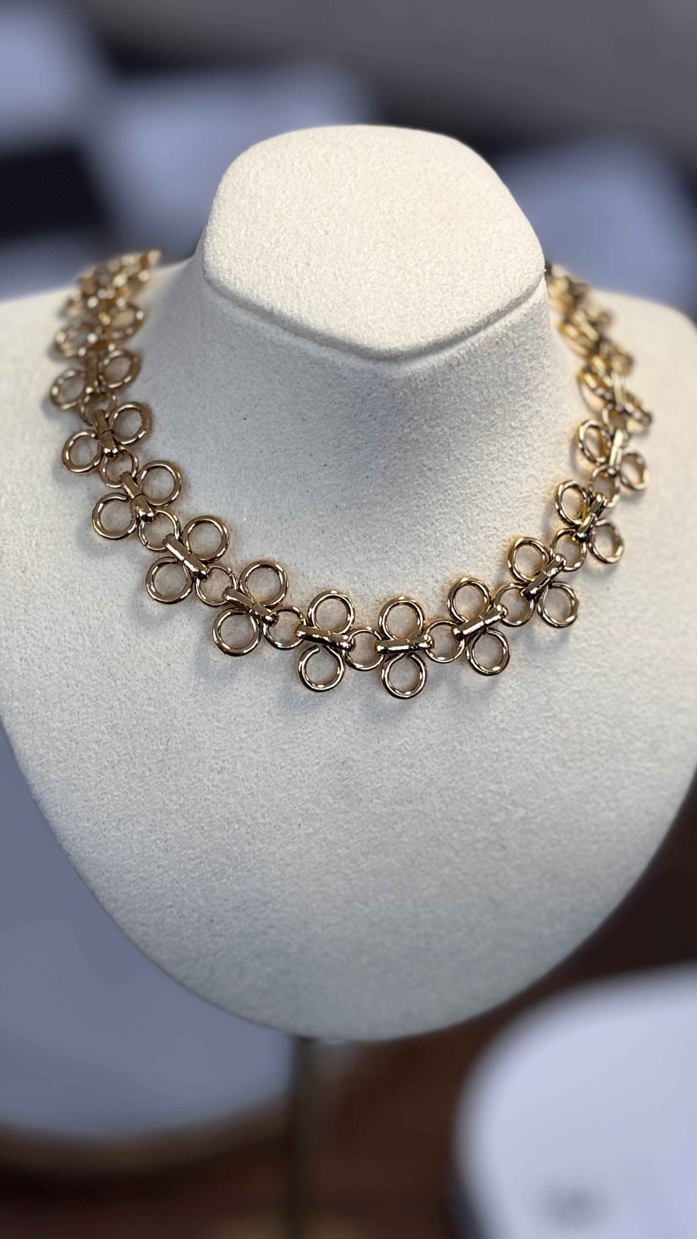 The Bombshell Necklace