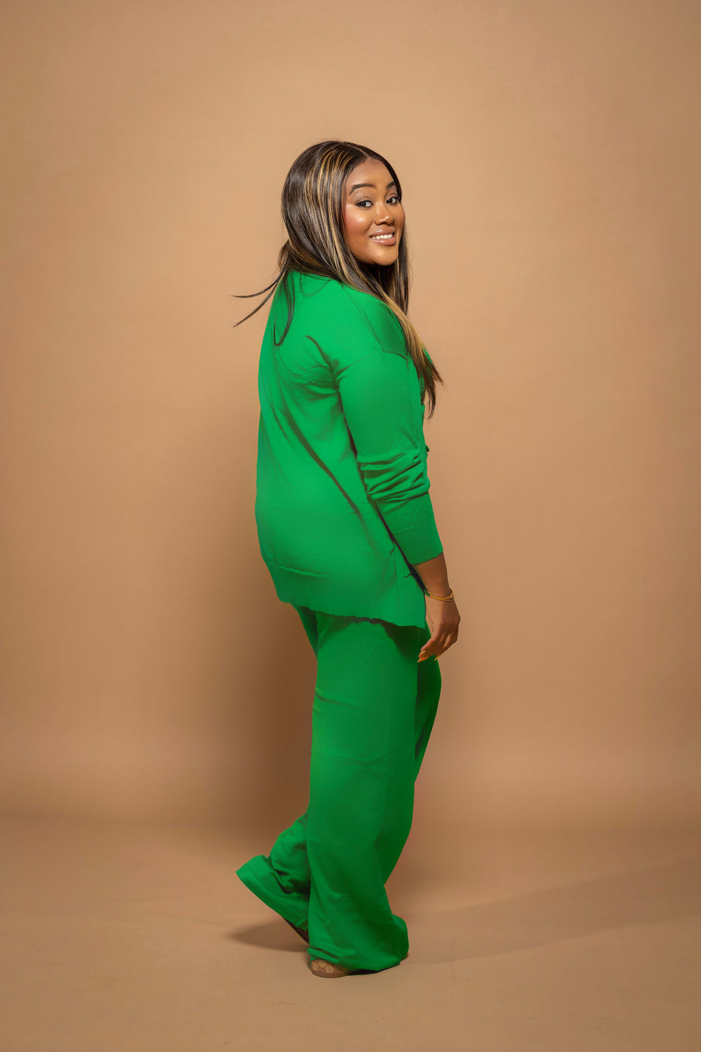 Luxe Knit Lounge Trio – 3-Piece Cardigan, Tube Top & Pant Set (Emerald)